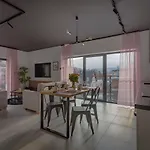 Invest Centrum Park 2 Apartamento *