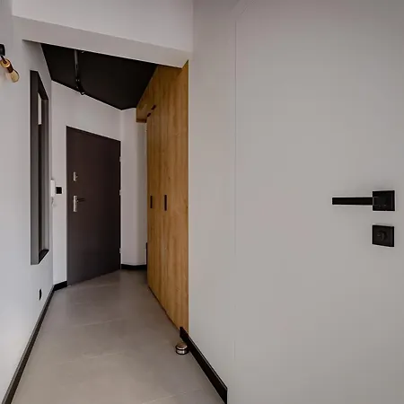 Invest Centrum Park 2 *